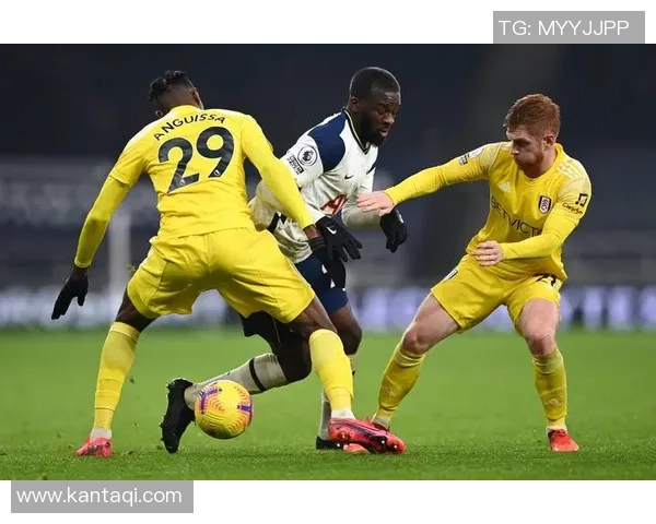 德甲精彩对决AC米兰3-0国米帽子戏法引发全场狂欢与十大进球回顾