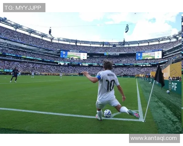 足总杯惊天冷门巴黎圣日耳曼3-0战胜皇马乌龙球成关键瞬间