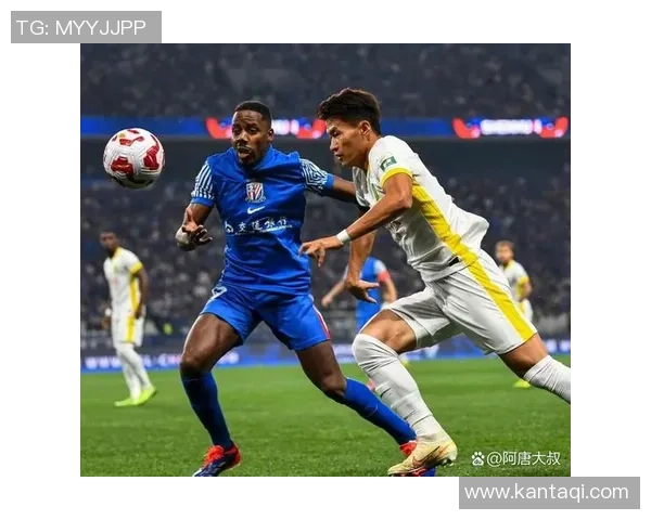 中超焦点战巴萨与本菲卡激战成平局争议判罚引发全场热议 中超焦点战巴萨与本菲卡激战成平局争议判罚引发全场热议