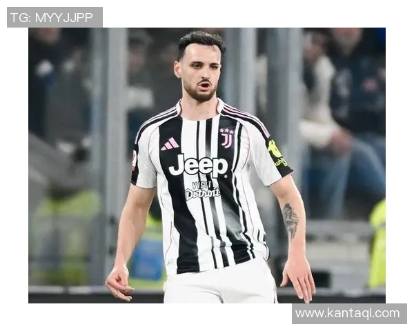 国王杯精彩对决尤文图斯逆转波尔图绝杀瞬间引发全场狂欢 国王杯精彩对决尤文图斯逆转波尔图绝杀瞬间引发全场狂欢