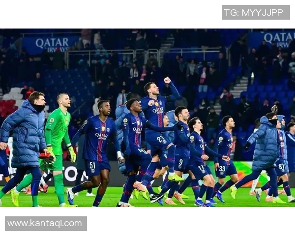 世界杯精彩对决里昂险胜巴黎圣日耳曼红牌事件引发全场热议