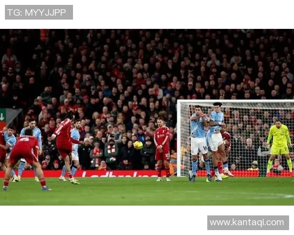 英超经典战役:利物浦大胜阿森纳神扑瞬间震撼全场 英超经典战役:利物浦大胜阿森纳神扑瞬间震撼全场