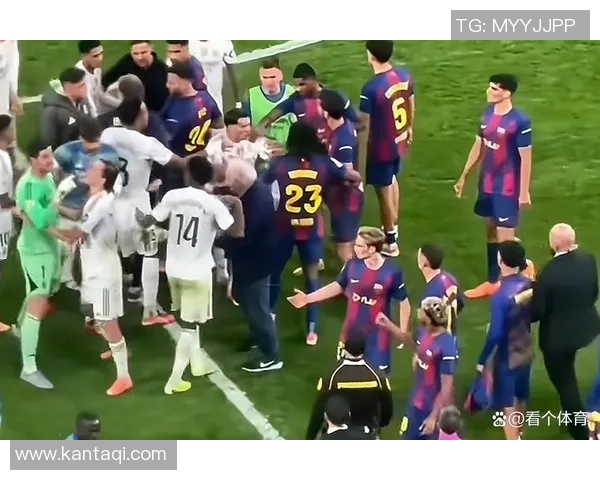皇马逆袭里昂1-0胜利引发争议判罚全场沸腾瞬间回顾 皇马逆袭里昂1-0胜利引发争议判罚全场沸腾瞬间回顾